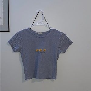 Brandy Melville cropped t shirt